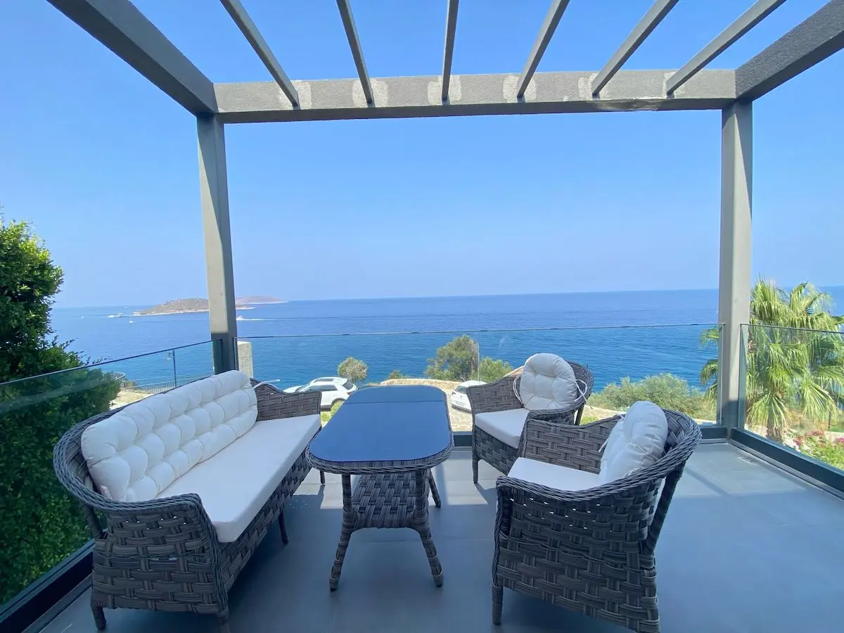 Sea view terrace